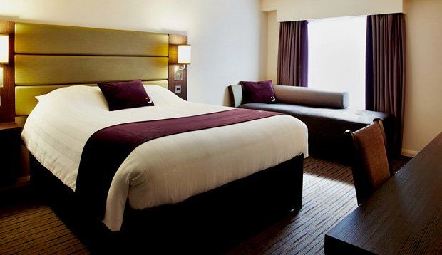 Premier Inn Watford Central Εξωτερικό φωτογραφία