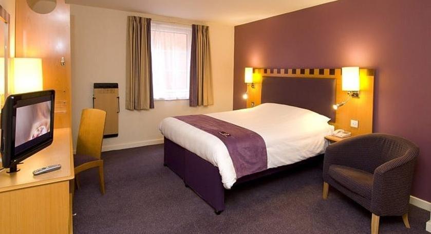 Premier Inn Watford Central Εξωτερικό φωτογραφία